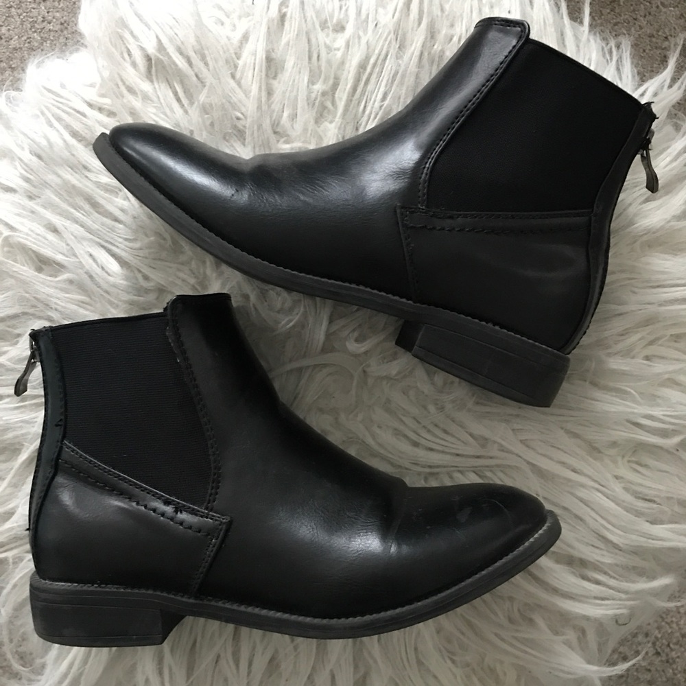 Steve Madden booties